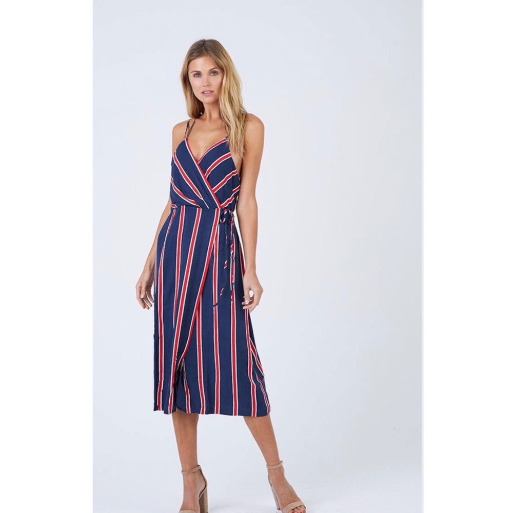 // MINK PINK WRAP DRESS //